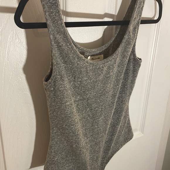 Grey Snap Bodysuit Small - Picture 2 of 4